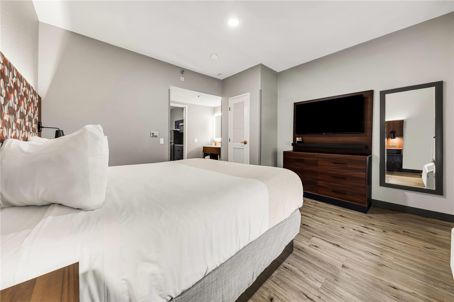 Hawthorn Suites By Wyndham College Station 33/60