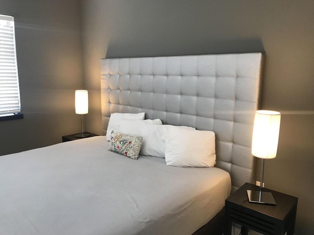 Luxury Miami Beach Apartments By Michigan 32/64