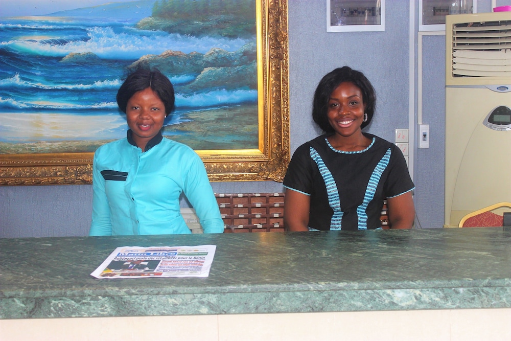 Riviera Hotel Benin 6/42