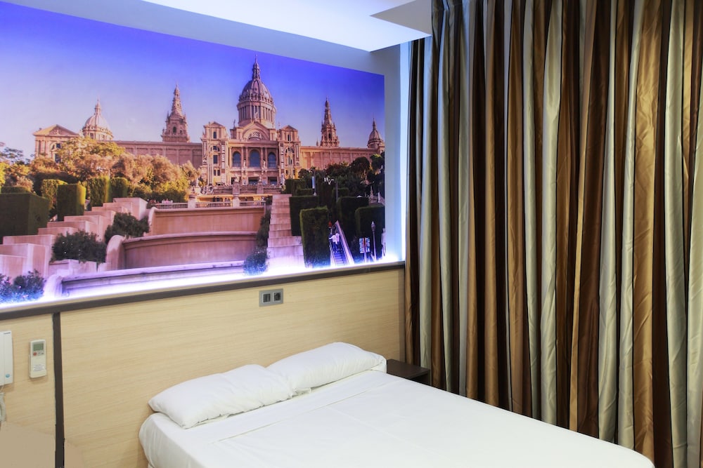 Hostal Las Flores 35/60