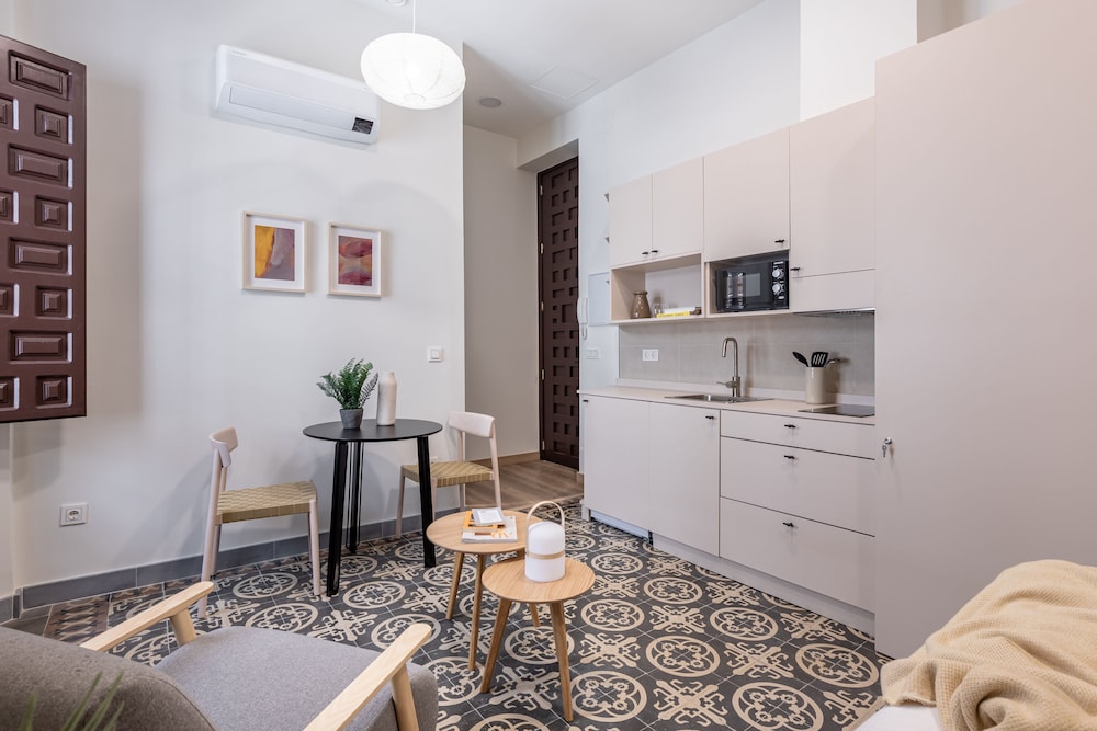 Apartamentos Libere Malaga la Merced 21/31