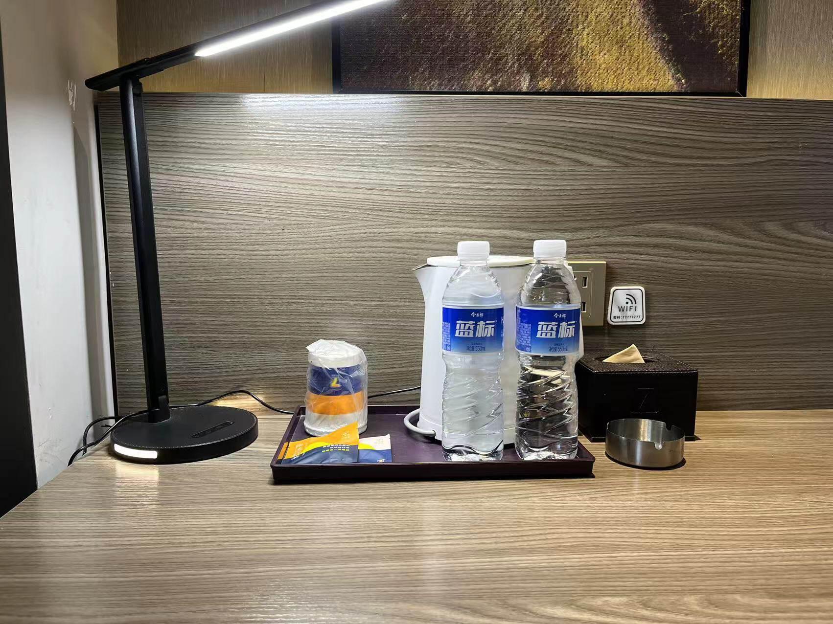 7 Days Premium (Guangzhou Kecun Metro Station Pazhou Exhibition Center) 28/39
