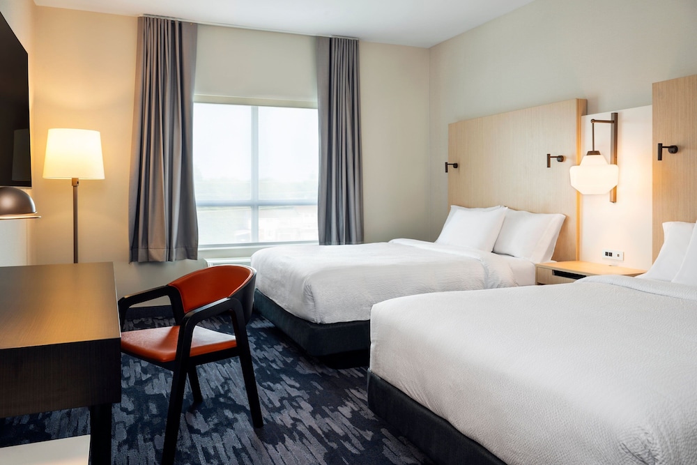 Fairfield Inn & Suites by Marriott North Bay 19/50