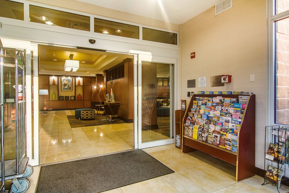 Fairfield Inn & Suites 11/32