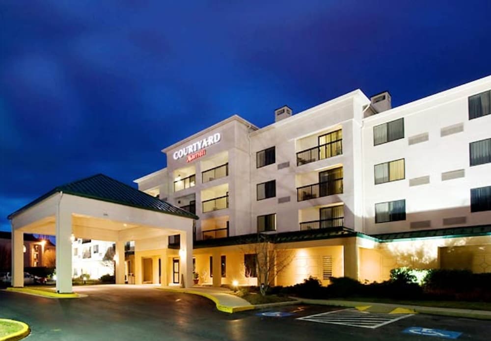 Courtyard By Marriott Harrisonburg 3/41