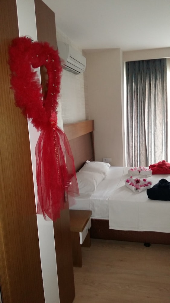 Supreme Hotel Marmaris 6/29
