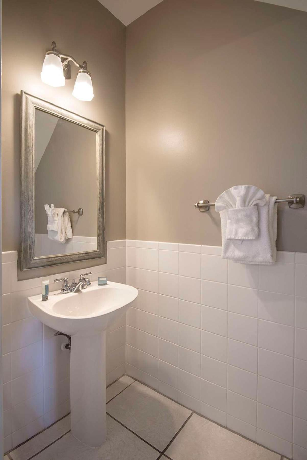 2 Bedrooms, Village, Harbor, Town House, Villa، Hawks Cay Resort 3/6