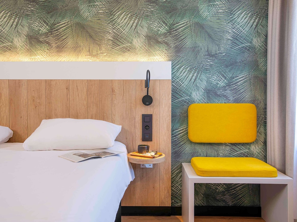 Ibis Brussels Waterloo 35/79