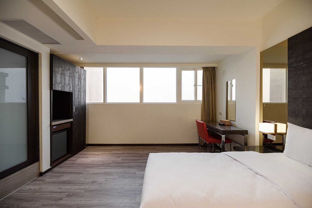 Jih Lih Hotel 20/38