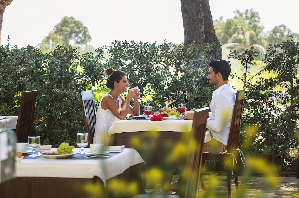 Villa Cavalieri Country Hotel 72/77