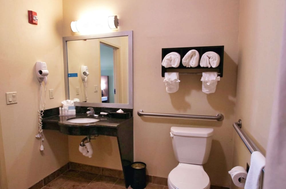 Hampton Inn & Suites Jacksonville - Beach Boulevard/Mayo Clinic Area 26/54