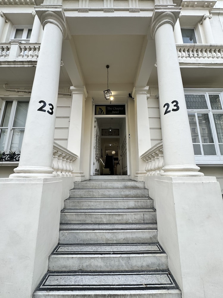 Gallery Hyde Park 6/50