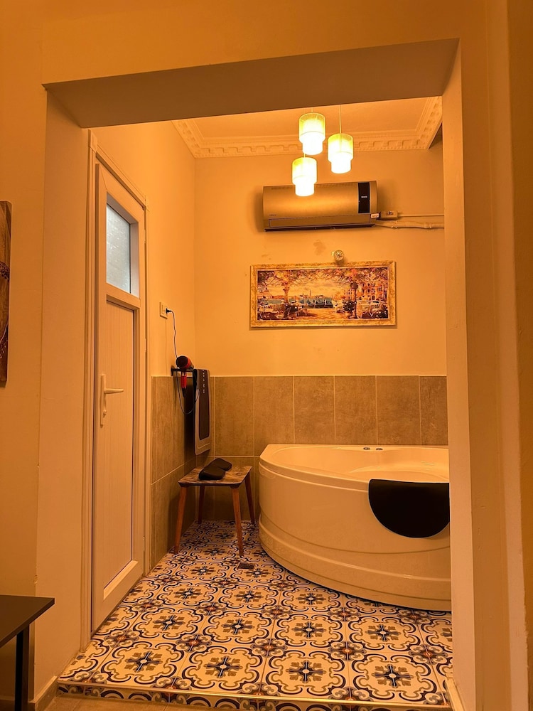Evin Suit Hotel 27/50