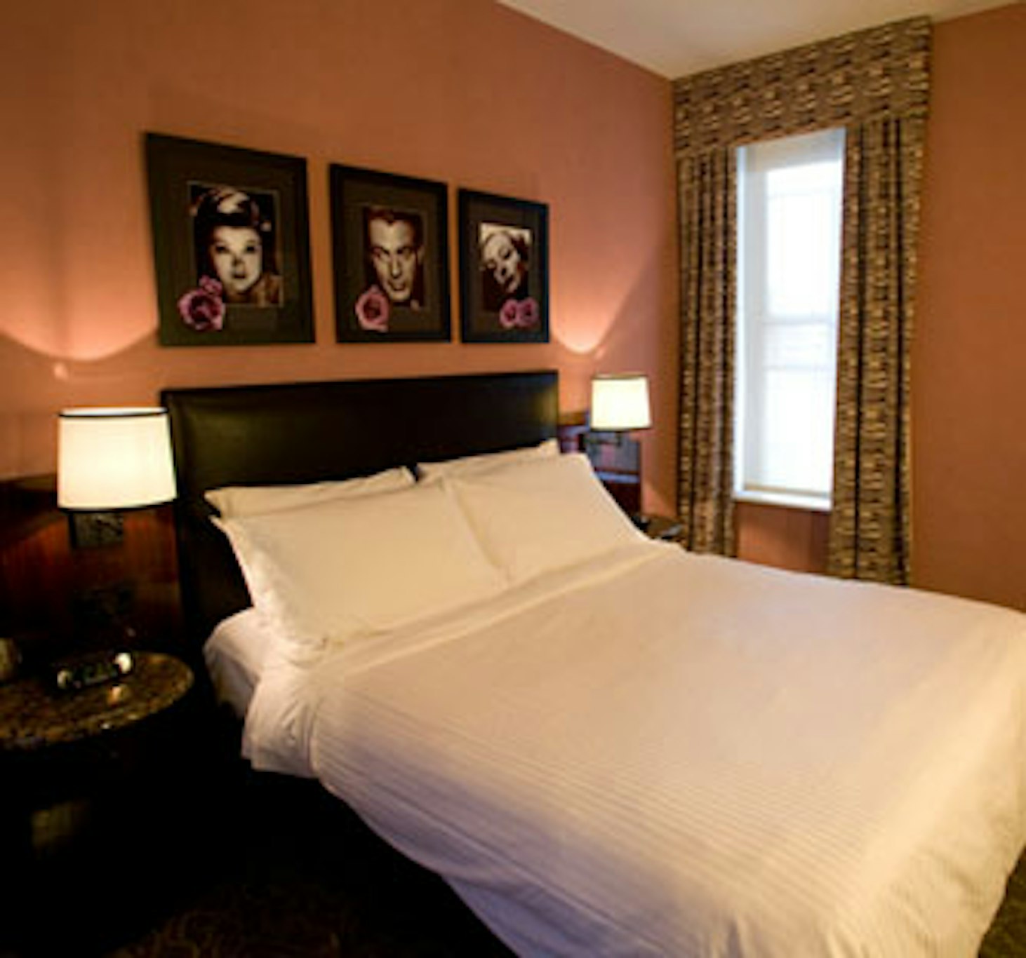 Washington Square Hotel 13/15
