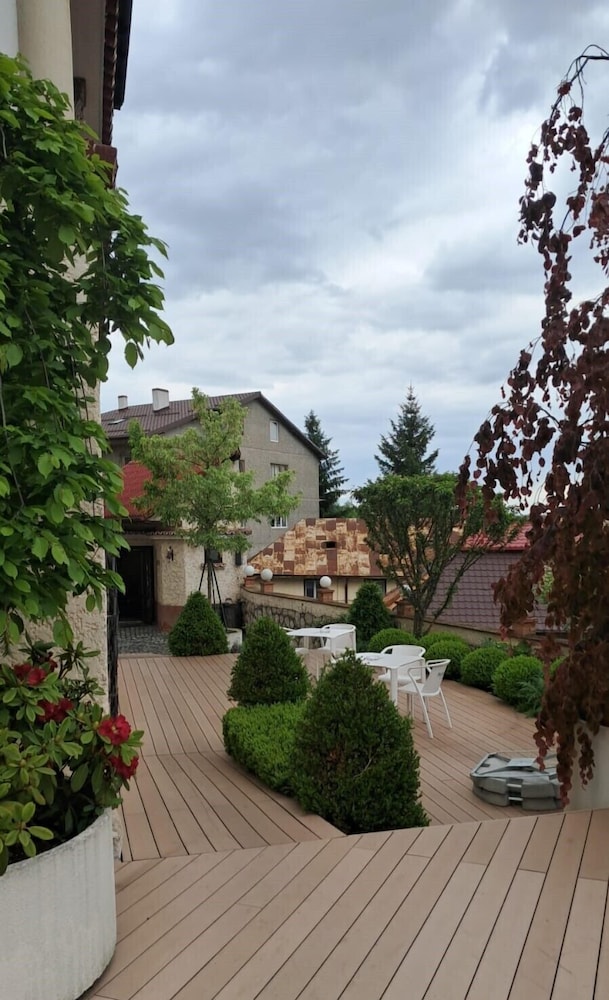 Hotel Casa Cranta 47/50