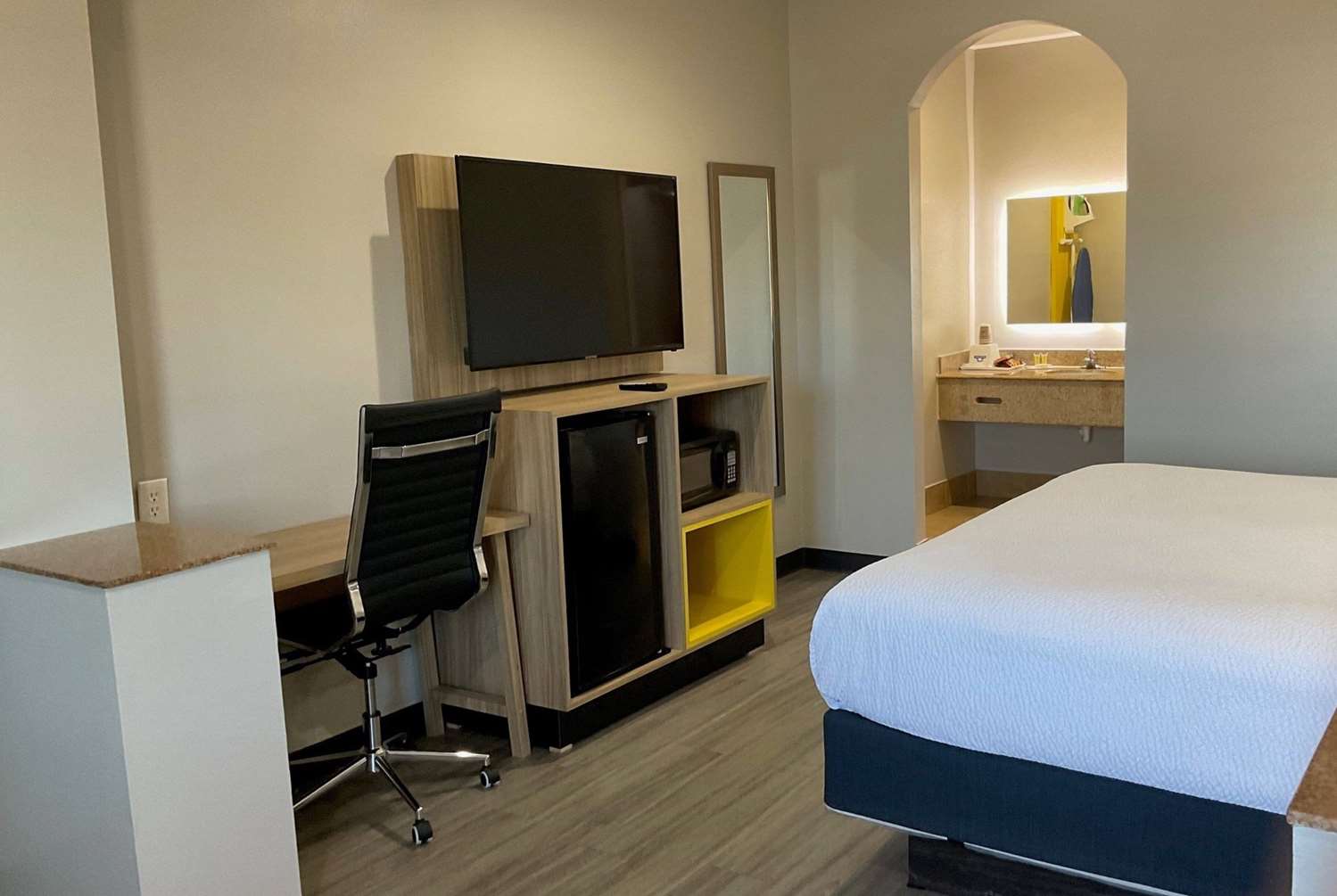Days Inn By Wyndham Humble/Houston Intercontinental Airport 17/33