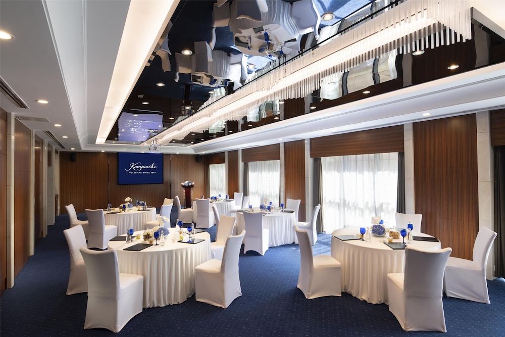 Kempinski Hotel Beijing Yansha centre 63/73