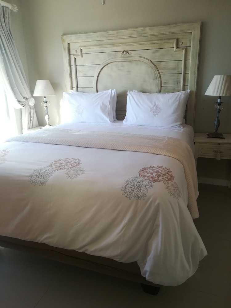 Blouberg Manor 14/50