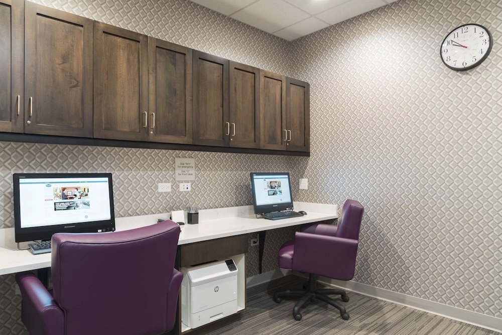 Hampton Inn Suites By Hilton Chicago Schaumburg Il 43/50