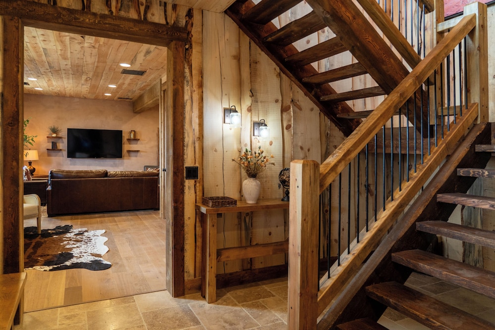 Zion Mountain Ranch 52/60