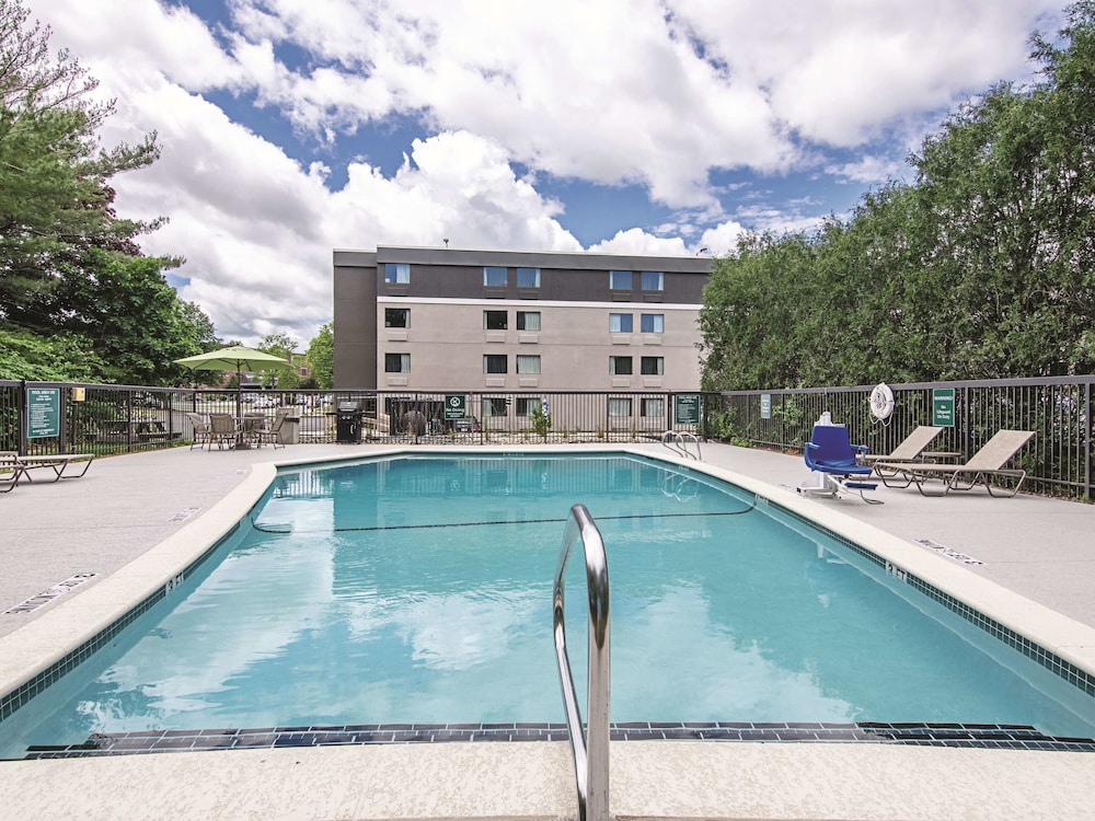 La Quinta Inn and Suites by Wyndham Portland 26/50