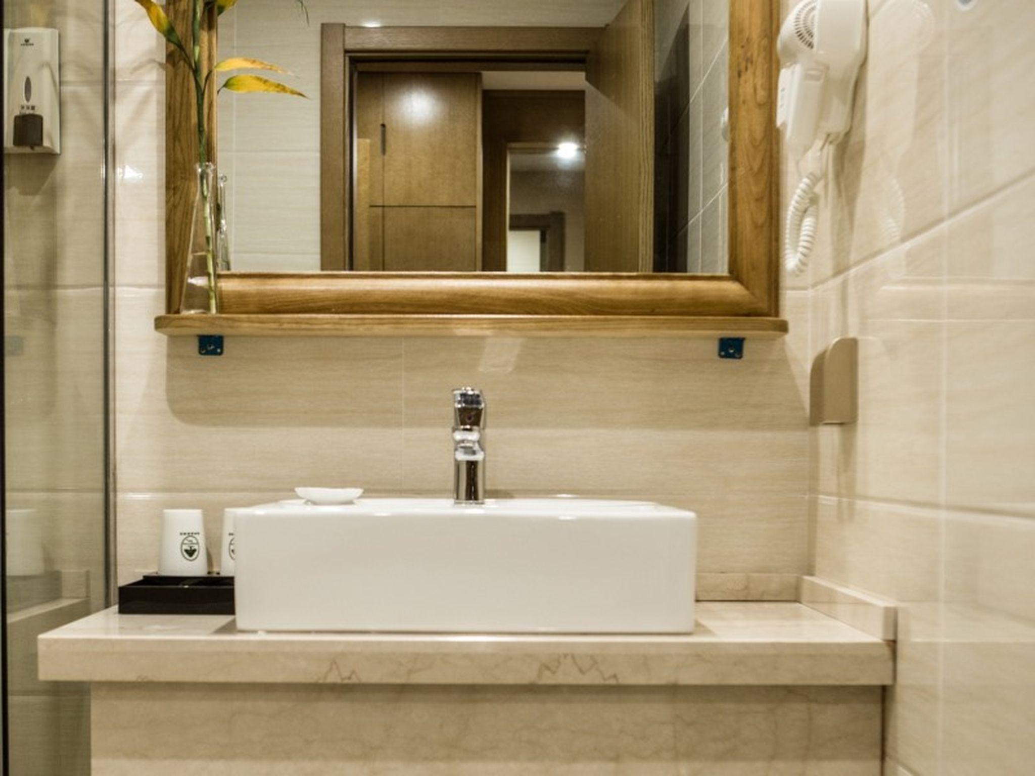 Greentree Inn Nantong Rugao Zhongjiaomeilu City Express Hotel 32/32