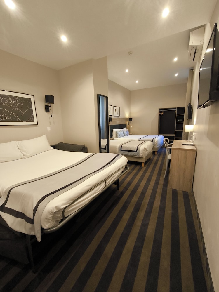 Hotel Paganini 12/40