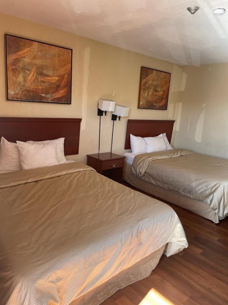 Niagara Lodge Suites 26/68