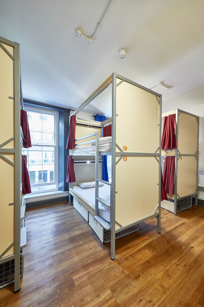 St Christophers Inn Village London Bridge Hostel Ex Hostel St Christophers Village 48/74