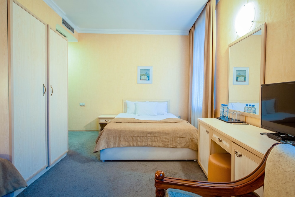 Hotel Sharden 35/75