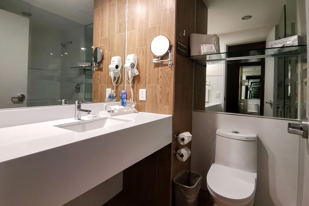 Ramada Encore by Wyndham Guadalajara Aeropuerto 45/48