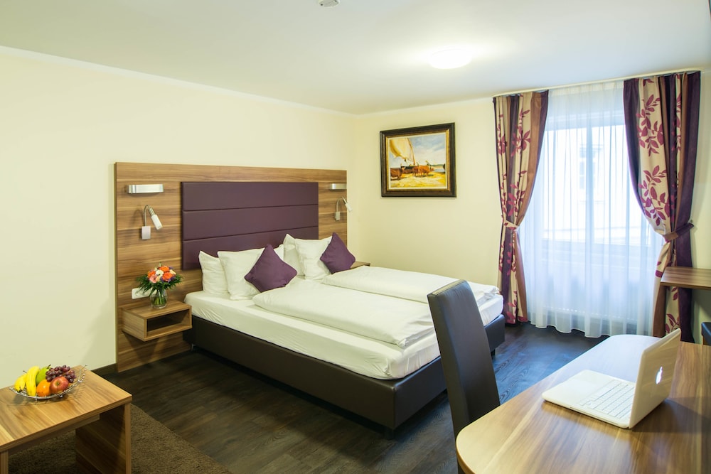 COMFORT, DOUBLE BED, SOFA