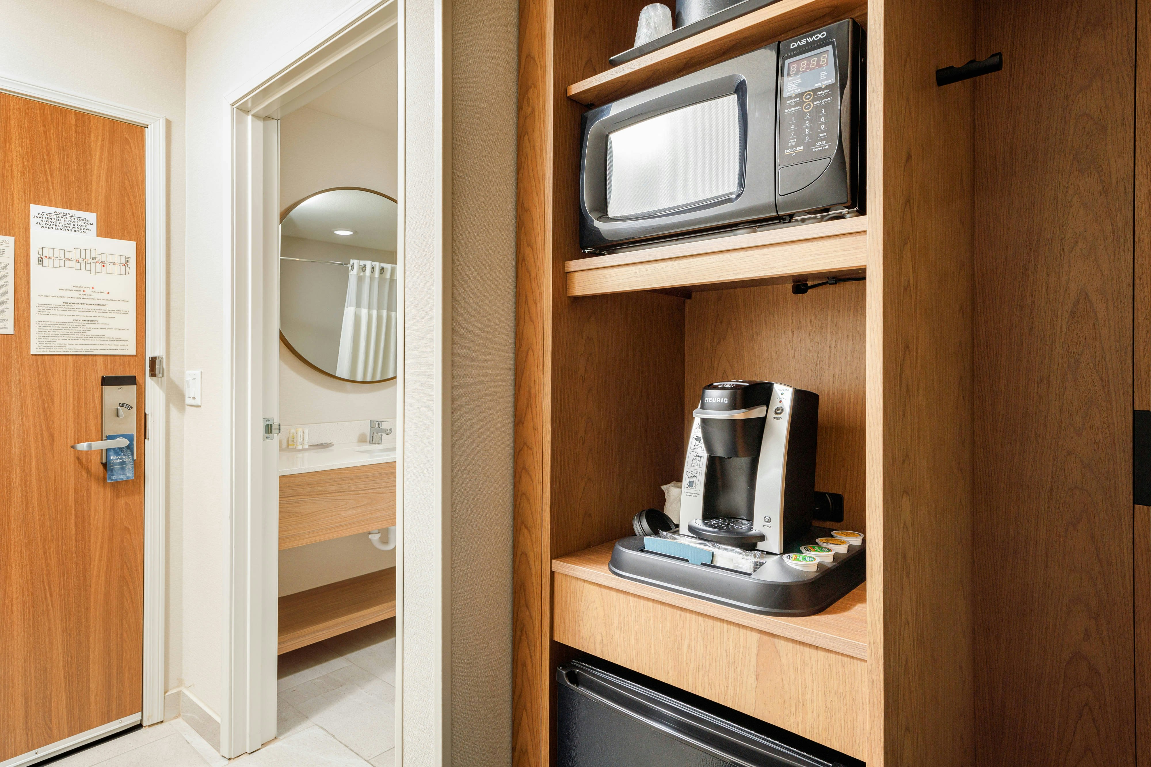 غرفة، Fairfield Inn Suites Salina 4/4