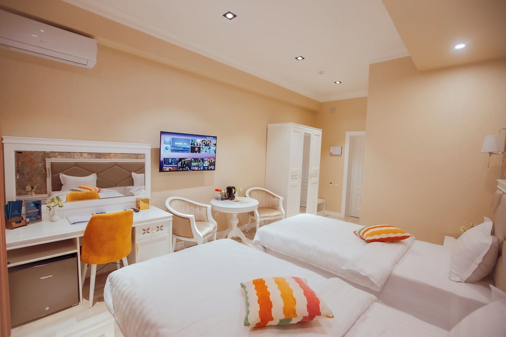 Silk Road Empire Hotel 19/50