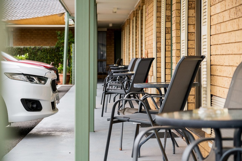 Garden City Motor Inn 33/53