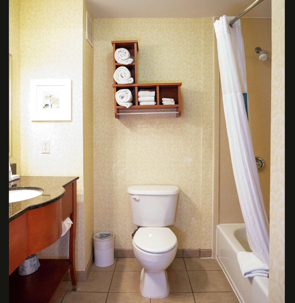 Hampton Inn Norco Corona Eastvale 19/59