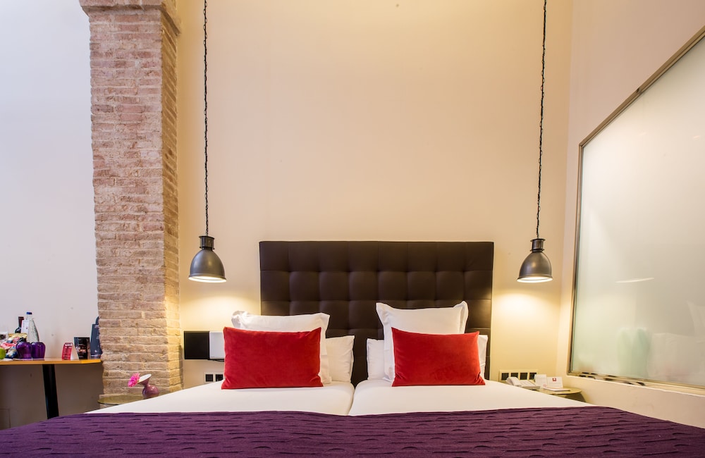 Leonardo Hotel Barcelona Las Ramblas 24/46