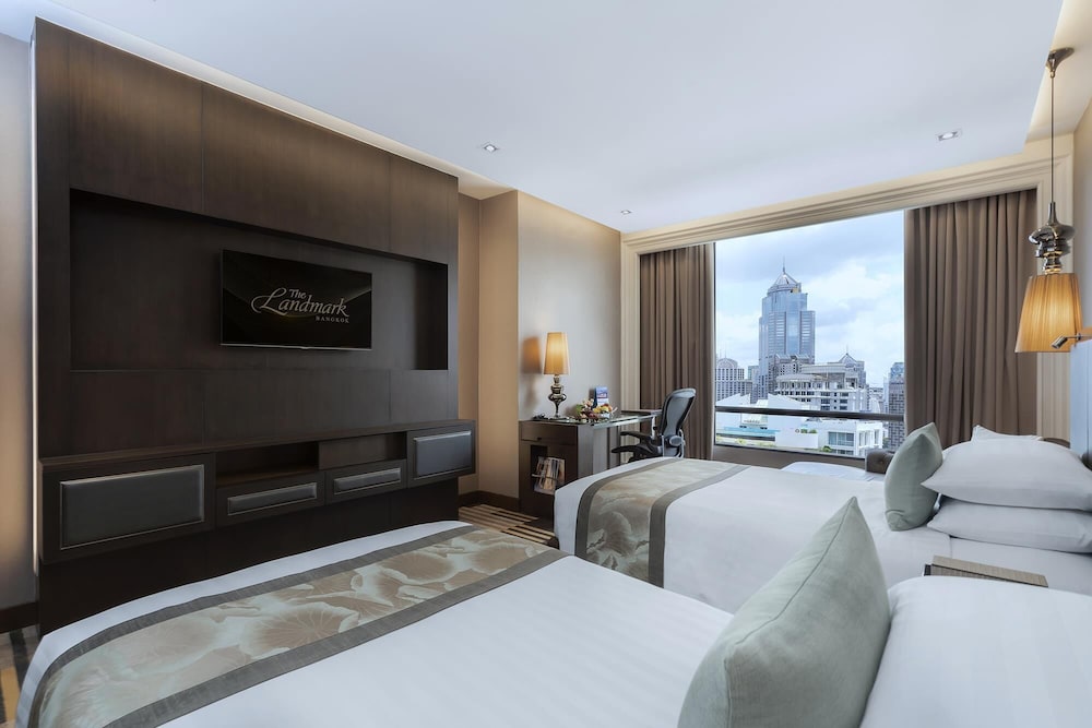 The Landmark Bangkok Hotel 24/73
