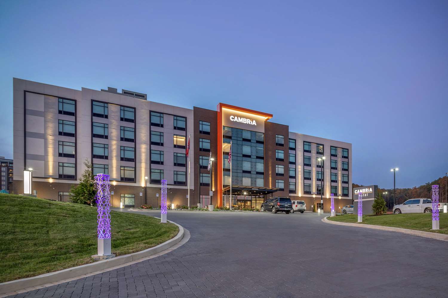 Cambria Hotel Pigeon Forge 2/26