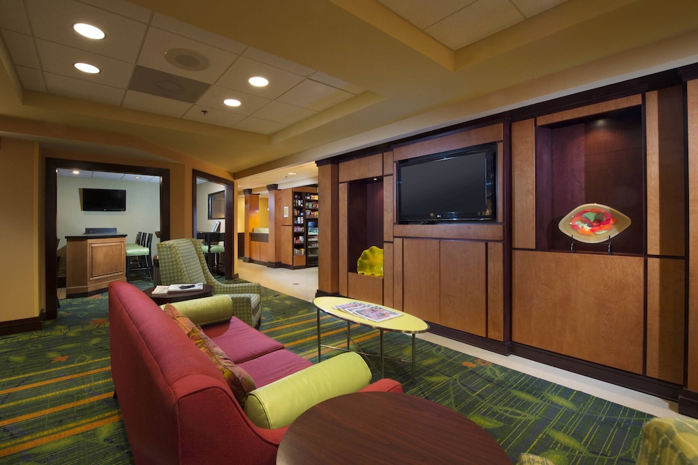Fairfield Inn Suites Charleston Airport Convention Center 5/45