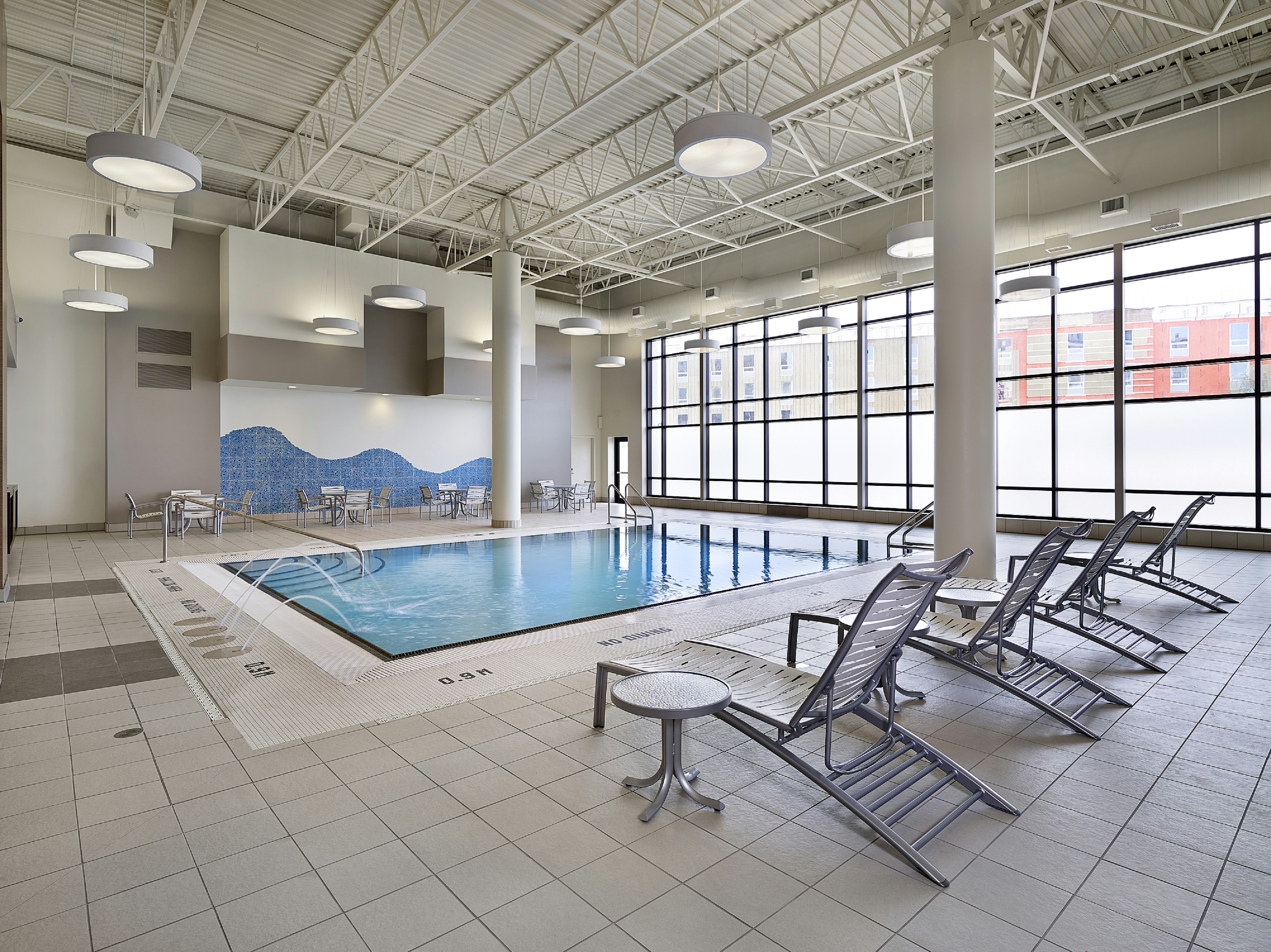 Doubletree By Hilton Hotel West Edmonton 17/50