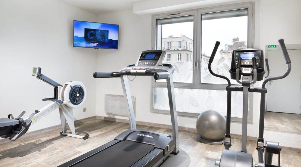 HOLIDAY INN EXPRESS AMIENS 34/73
