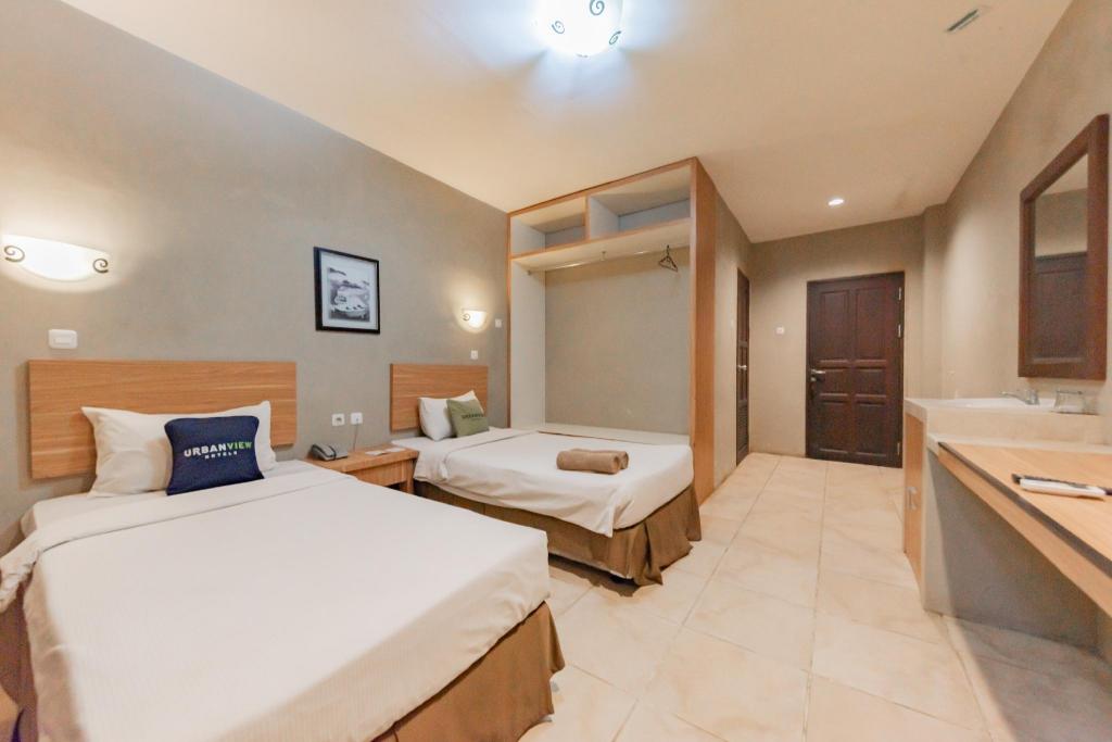 Superior, Twin Beds