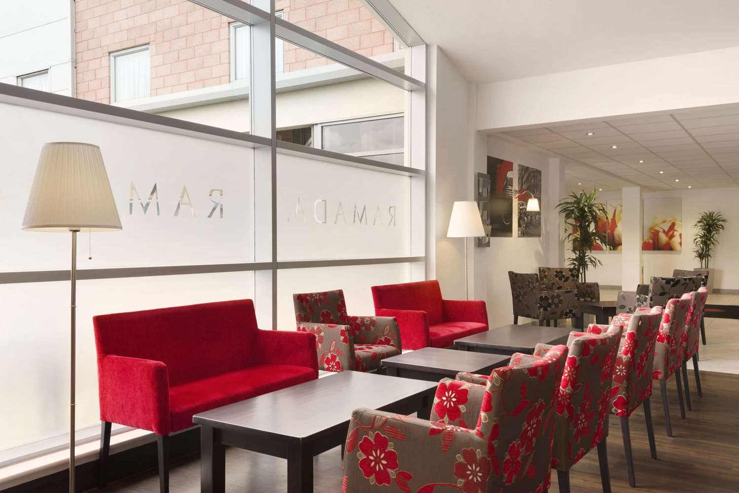 Ramada by Wyndham Wakefield 15/33