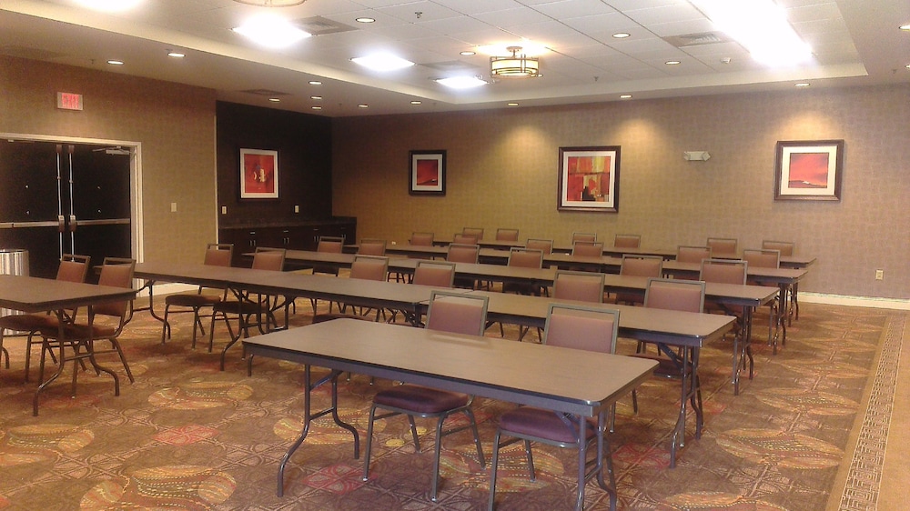 Holiday Inn Express Hotel Suites Smithfield Selma I 95 54/56