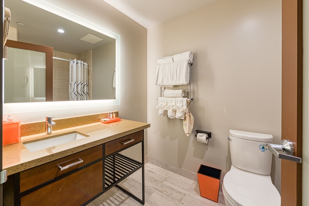 Hotel Lexen - Newhall 40/48