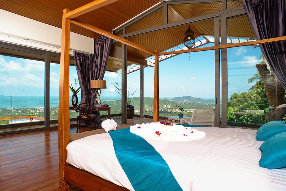 Luxury Villa Crystal Blue 5/21