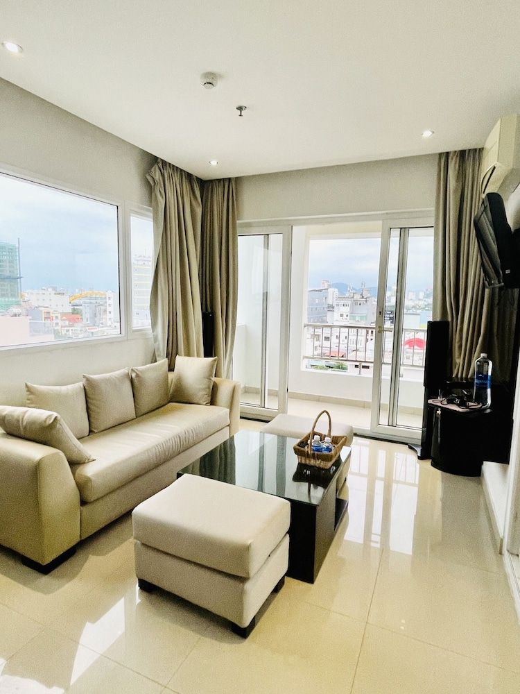D C Hotel 20/56