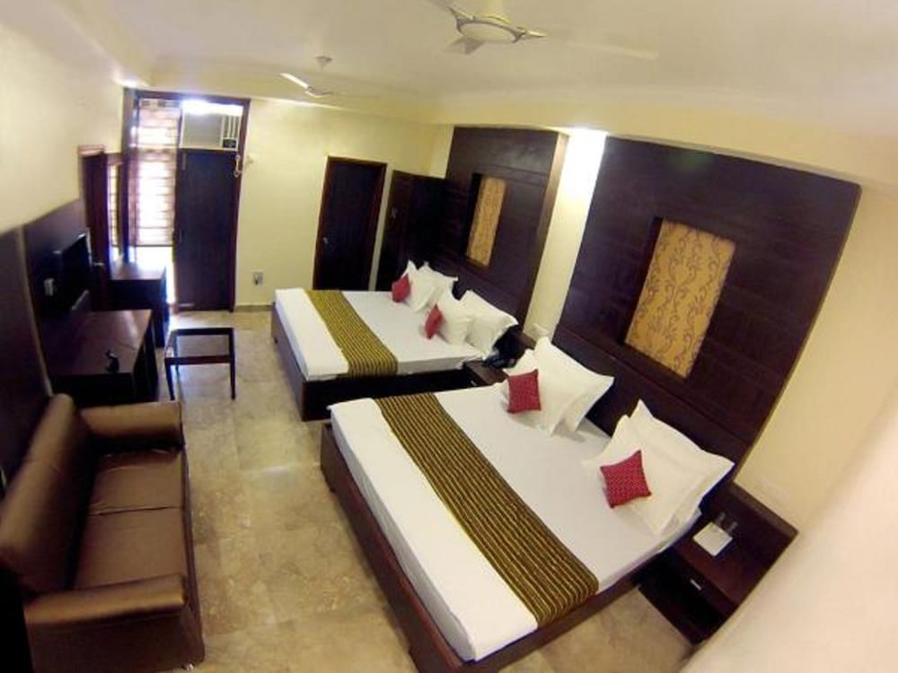Hotel Anurag 11/30