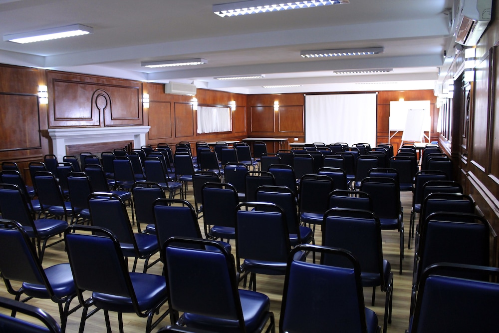 Hotel Dan Inn Curitiba By Nacional Inn 80/91